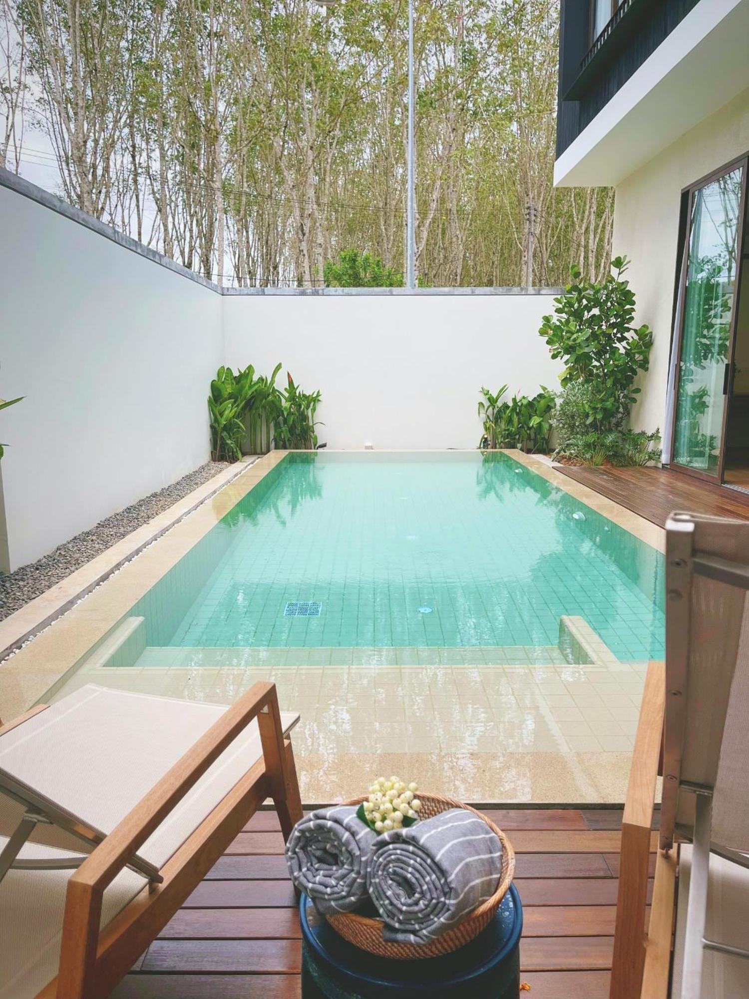 Tree O'Clock Pool Villa - Phuket 타랑 외부 사진